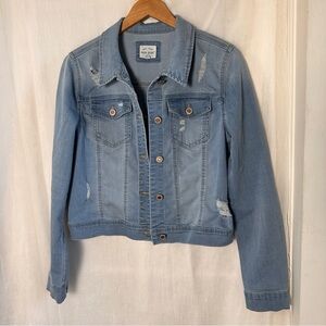 3/$20 💥 Wax Jeans Distressed Light Wash Denim Jean Jacket